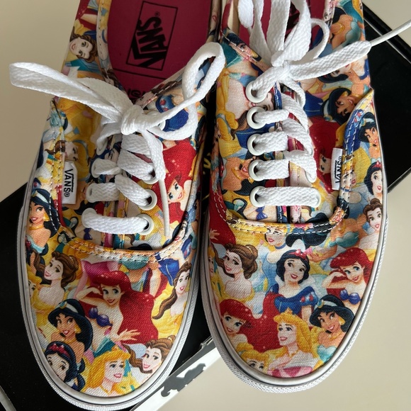 Disney Vans LIMITED EDITION Multi Princess Women's 8 - Picture 3 of 10